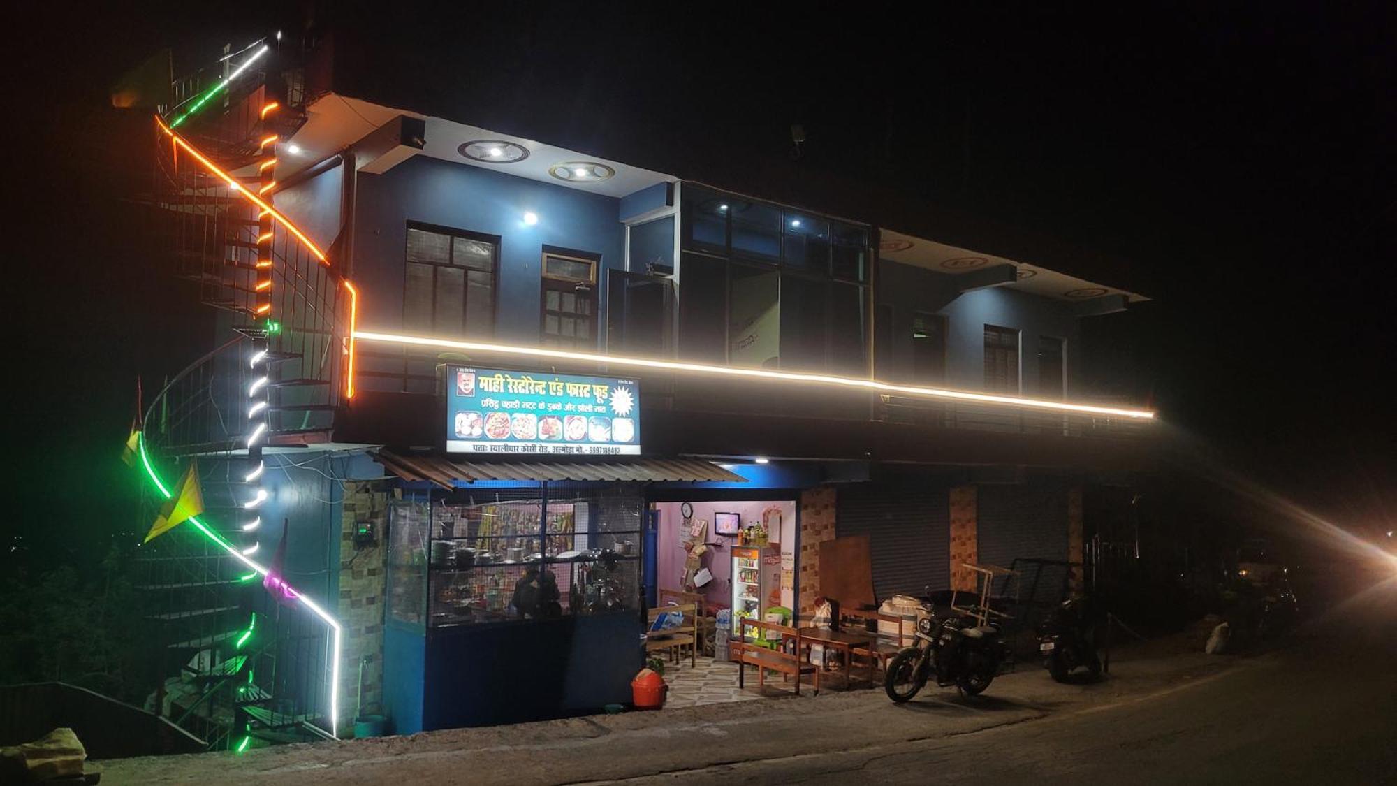 Mahi Restaurant & Guest House Almora Luaran gambar