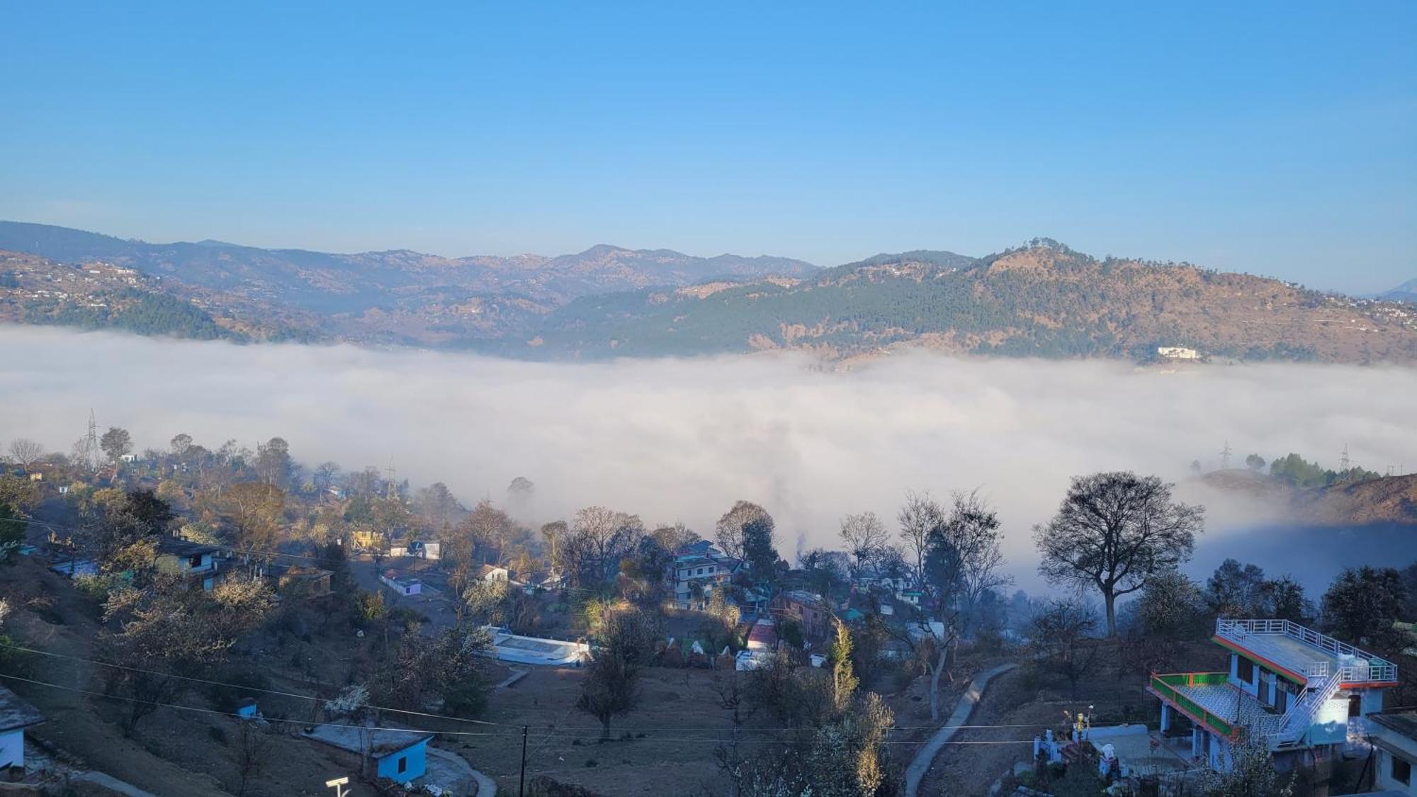 Mahi Restaurant & Guest House Almora Luaran gambar